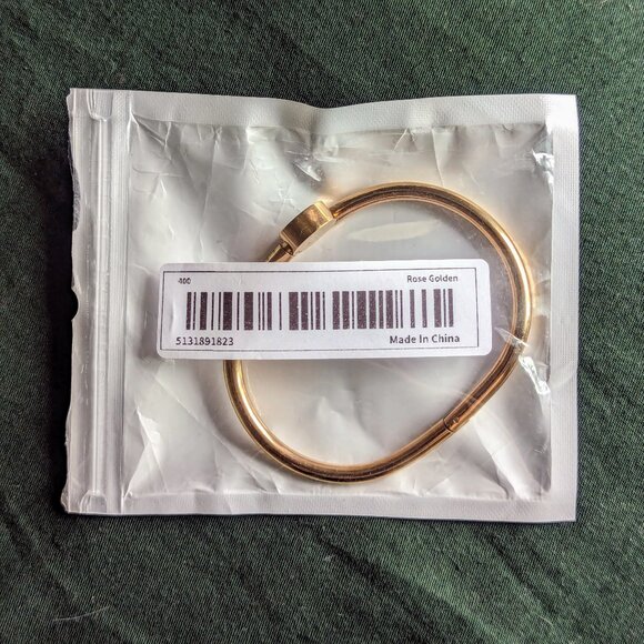 18K Rose Gold-Plated Roman Numeral Screw Cuff Bracelet - Picture 5 of 5